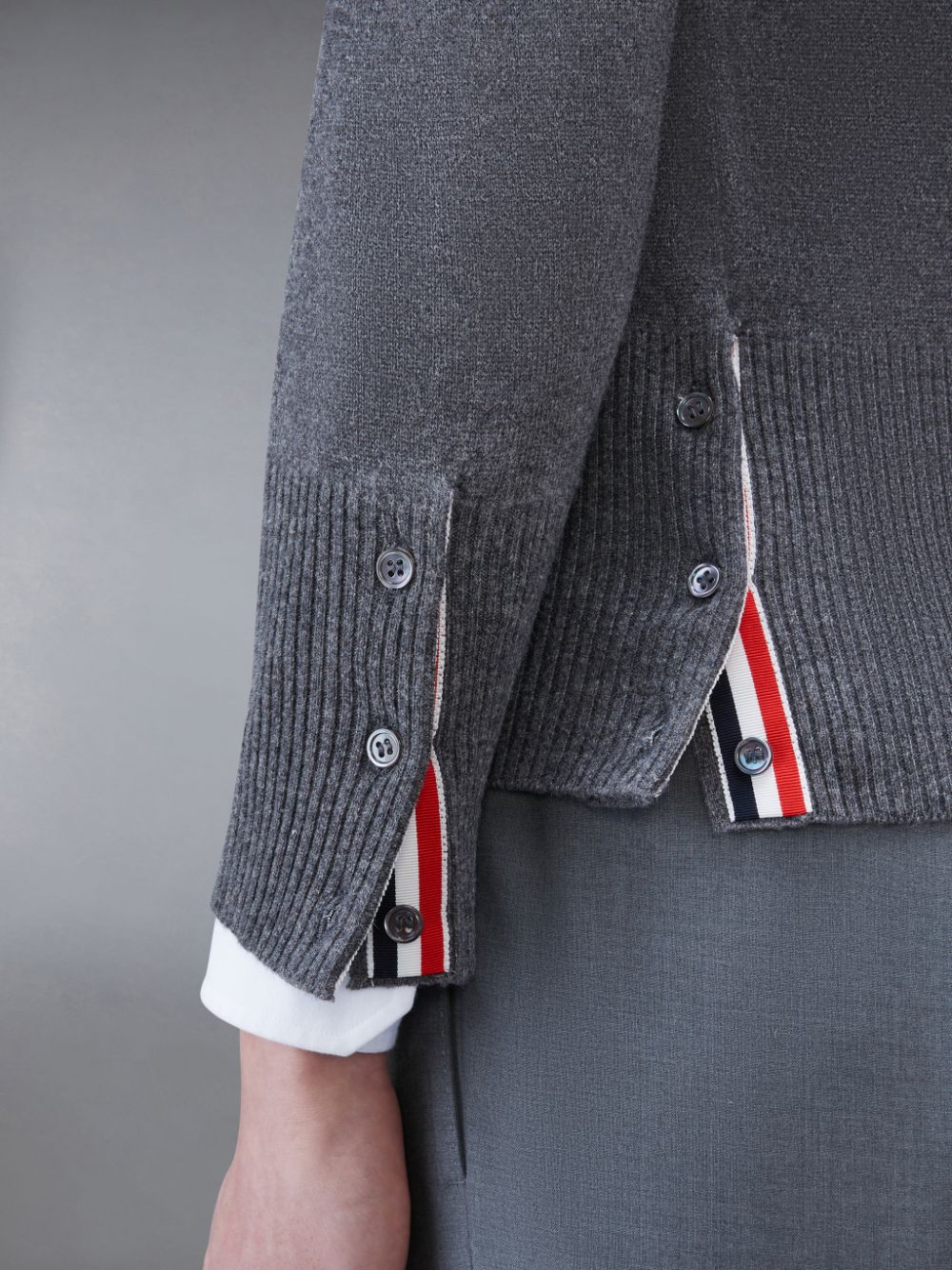 Men Thom Browne Cashmere 4-Bar Classic Pullover Grey | JIN62A43432