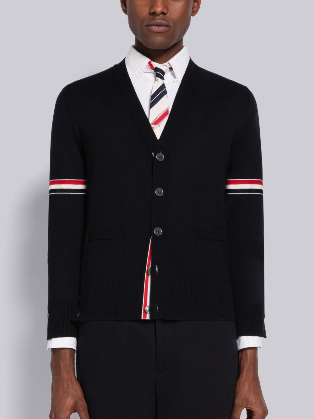 Men Thom Browne Fine Merino Stripe Relaxed V-Neck Cardigan Black | RUV83C93242