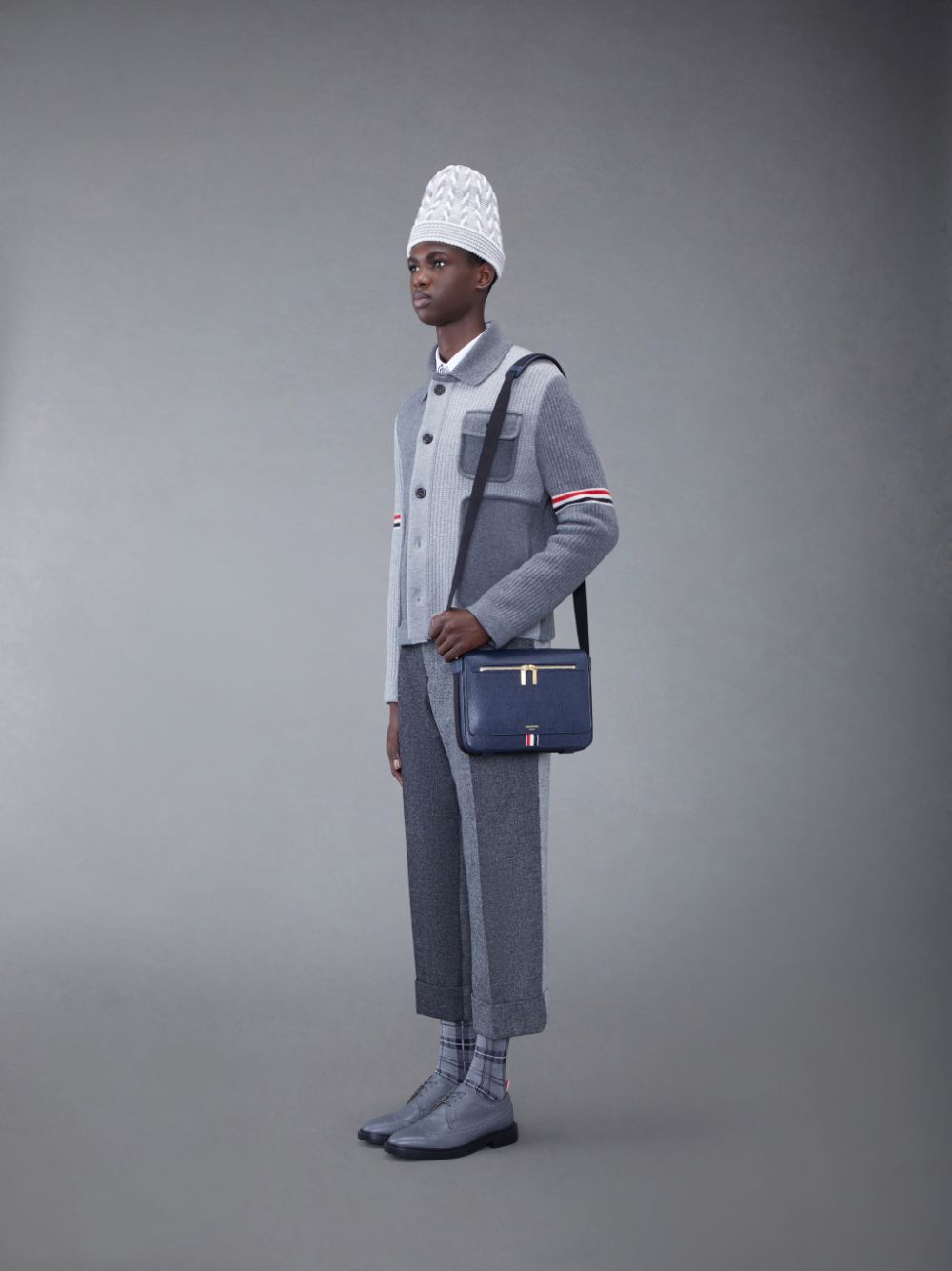 Men Thom Browne Pebble Grain Leather Reporter Shoulder Bags Blue | TWU48K34665