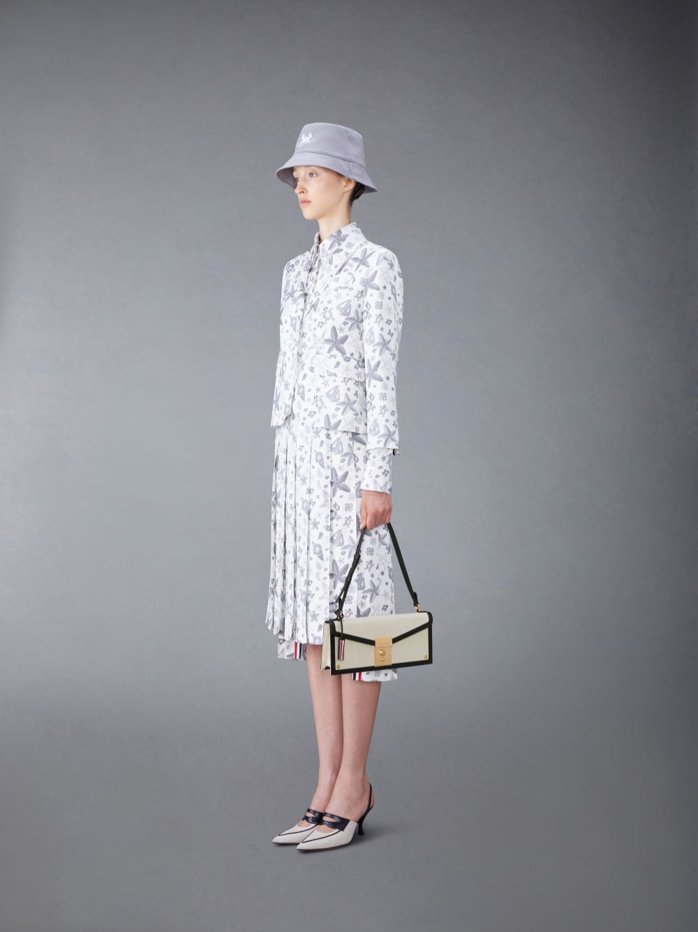 Women Thom Browne Cotton Canvas Mrs.uette Clutch Bags Beige | DDP54N04452