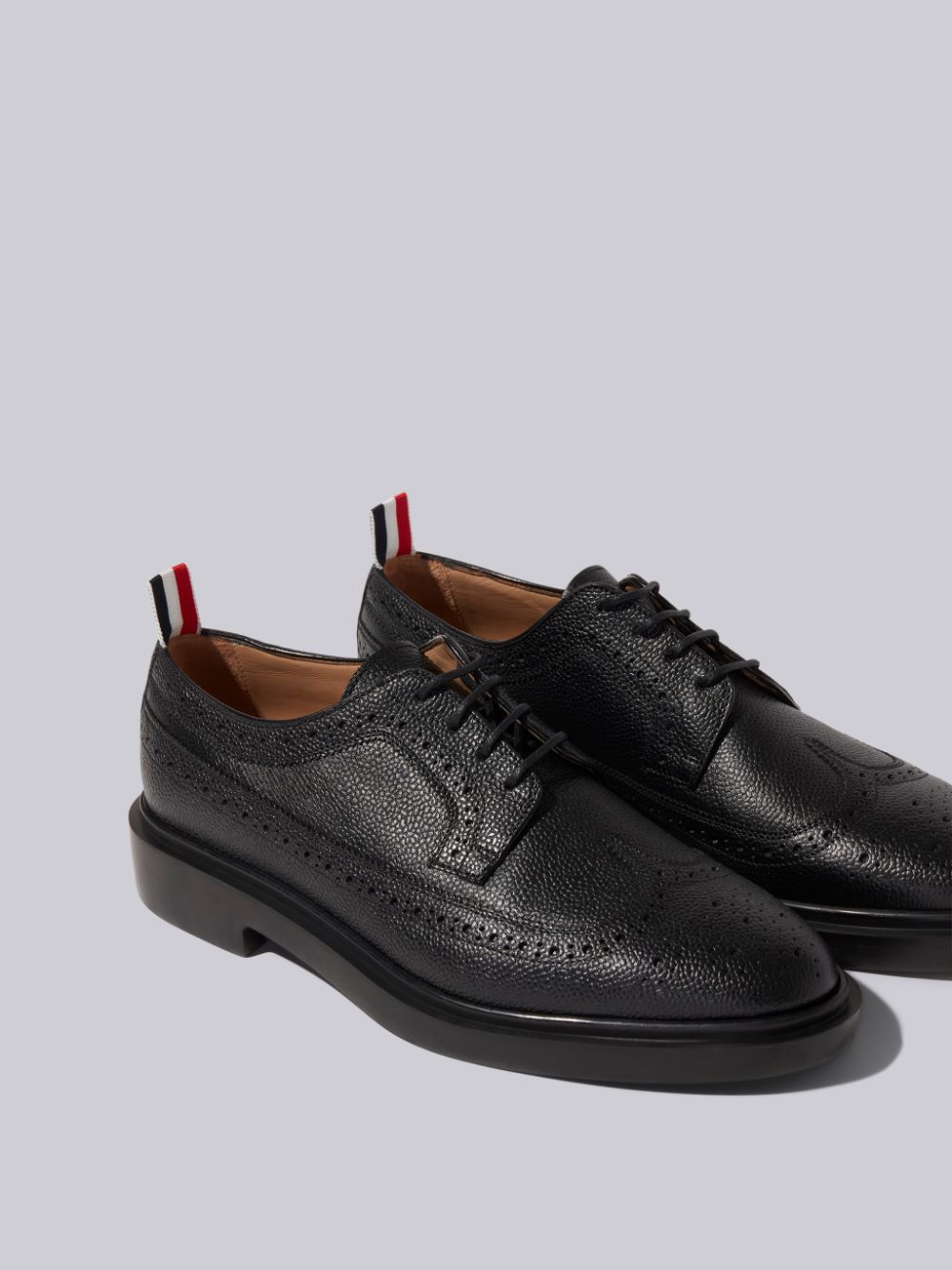 Women Thom Browne Pebble Grain Leather Lightweight Rubber Sole Longwing Brogue Shoes Black | MPA91M83564