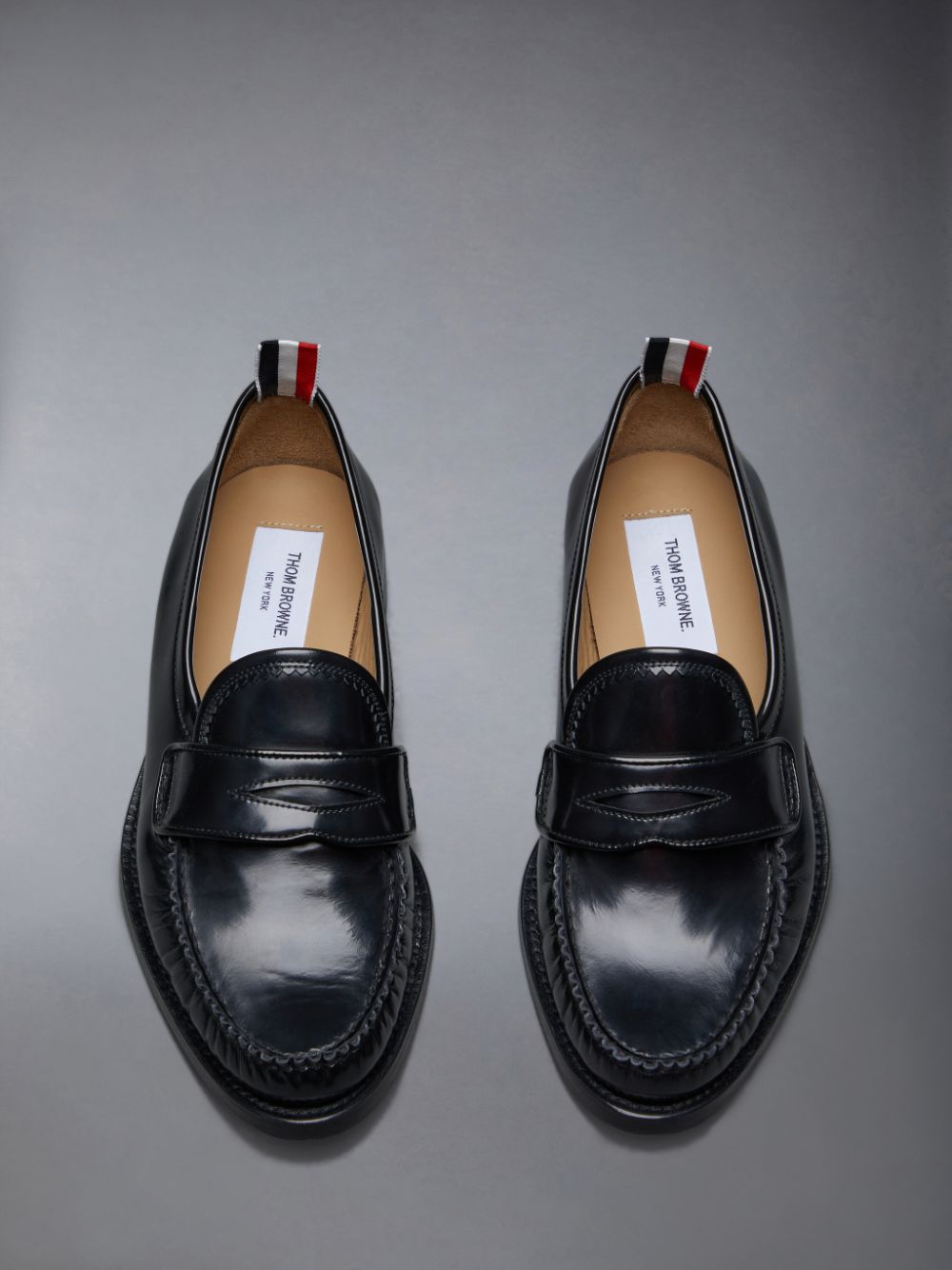 Women Thom Browne Spazzolato Pleated Varsity Loafers Black | EPC67P38722