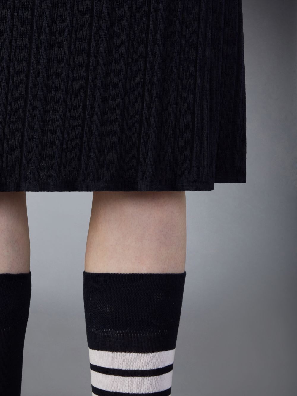 Women Thom Browne Wool Crepe Rib Stitch Midi Plisse Skirts Blue | VHN95B02760